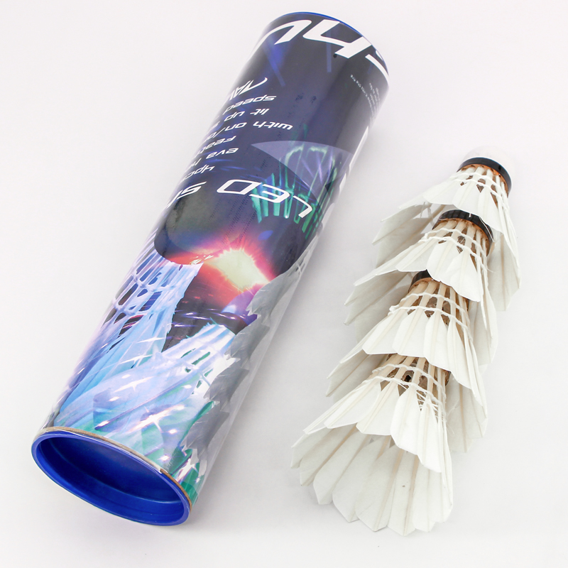 Welkin 4 Stuks Dark Night Kleu - Feather Shuttlecock recensie en prijs